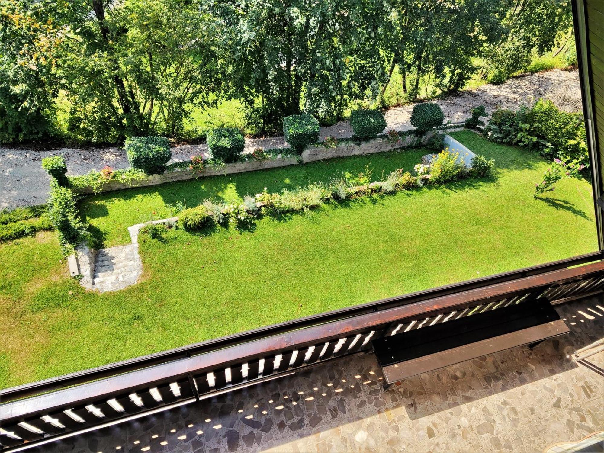 Tourist House Capricorn Apartment Блед Екстериор снимка