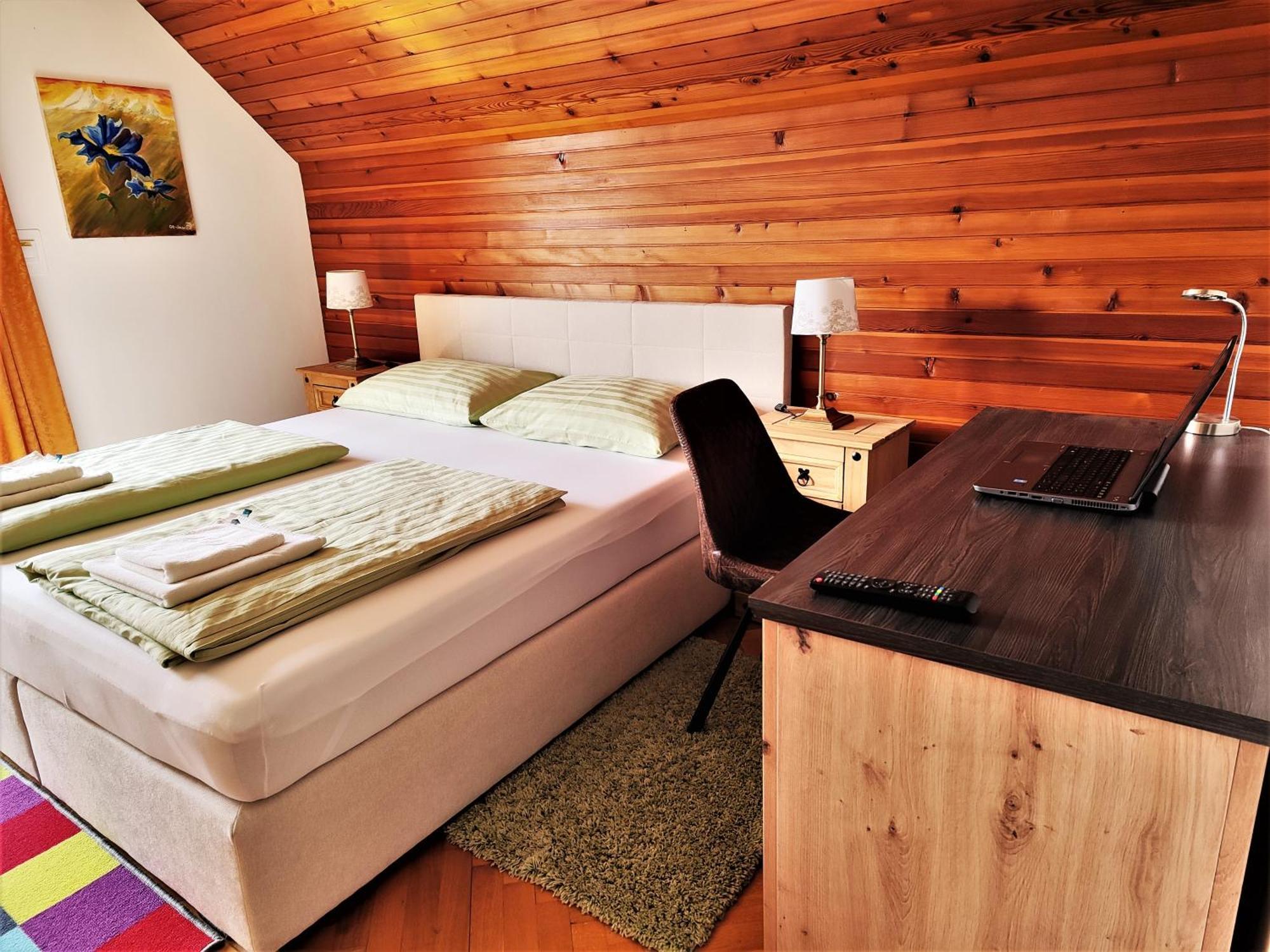 Tourist House Capricorn Apartment Блед Стая снимка