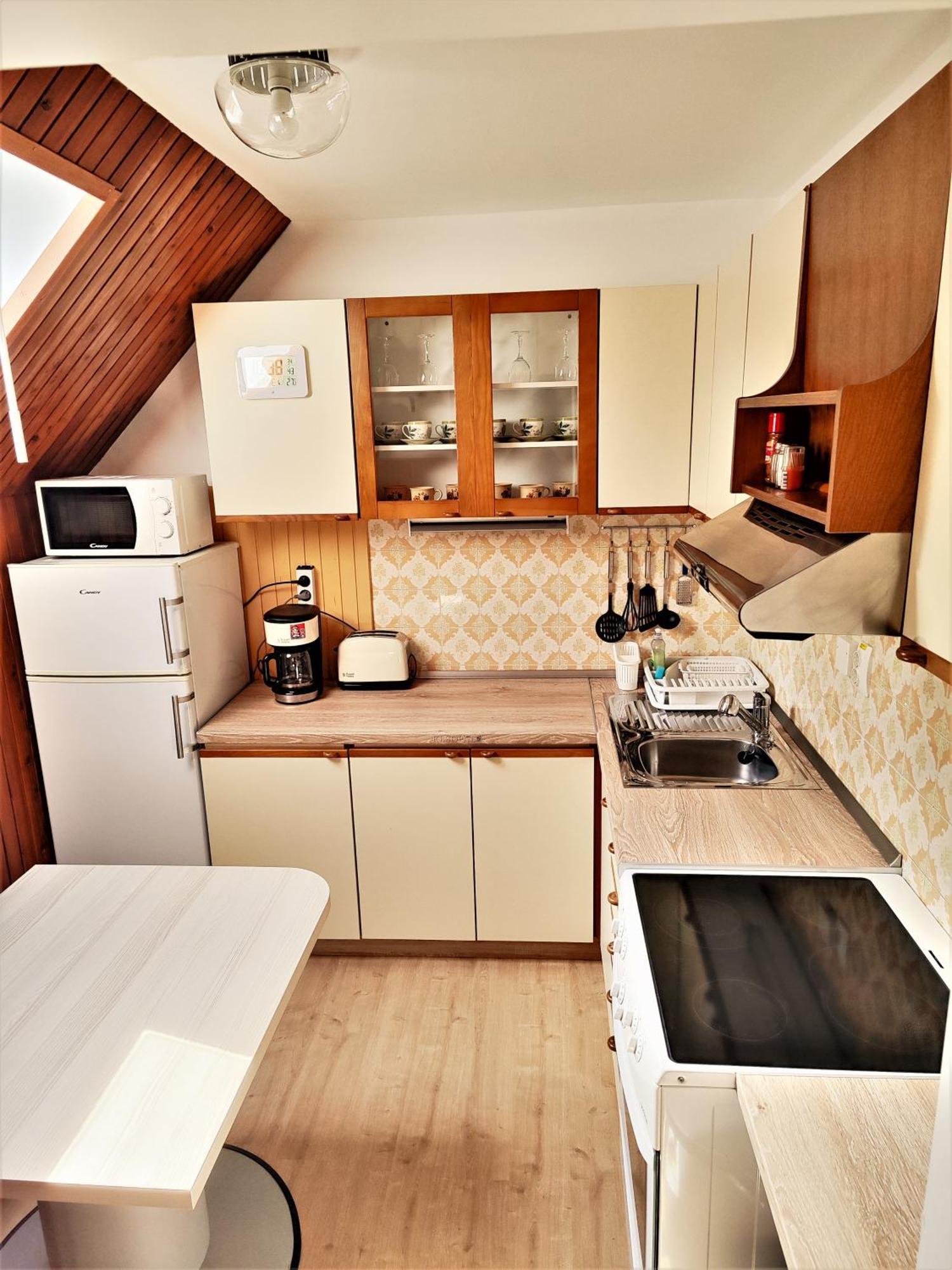 Tourist House Capricorn Apartment Блед Екстериор снимка